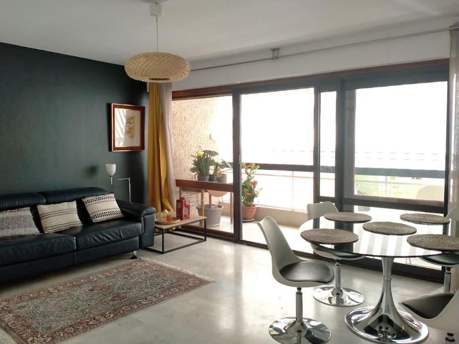 Appartement T3 Plein Centre Saint-Raphaël Екстериор снимка