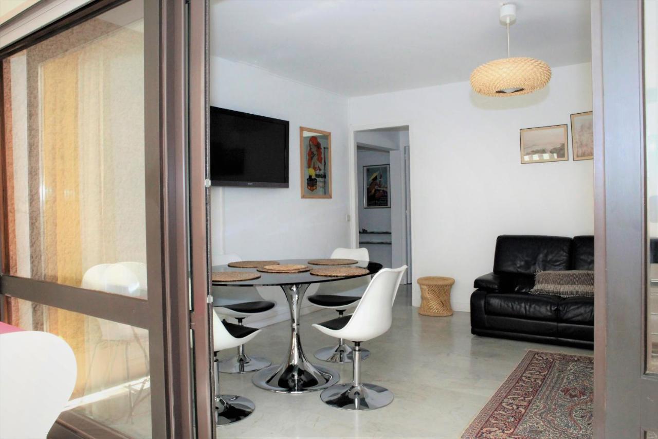 Appartement T3 Plein Centre Saint-Raphaël Екстериор снимка